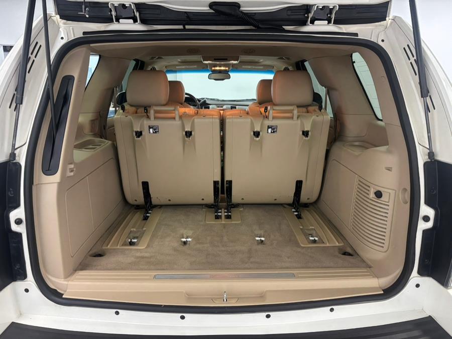 2013 Cadillac Escalade Premium photo