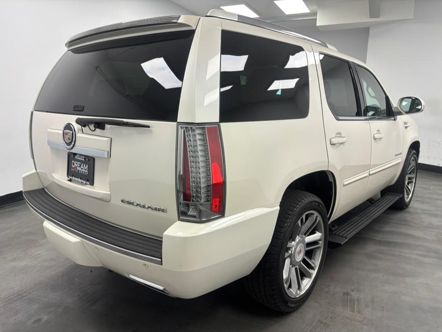 2013 Cadillac Escalade Premium photo