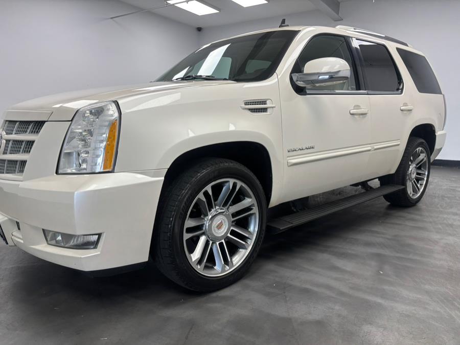 2013 Cadillac Escalade Premium photo