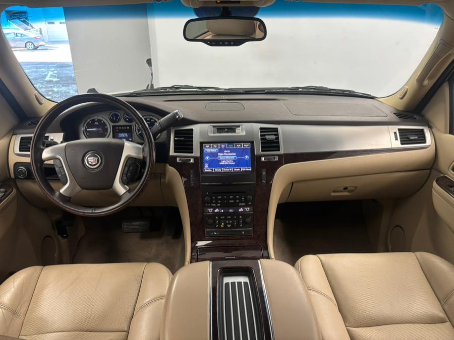 2013 Cadillac Escalade Premium photo