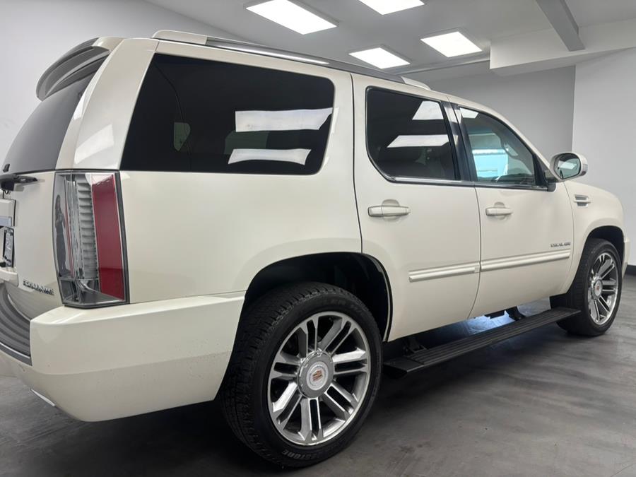 2013 Cadillac Escalade Premium photo