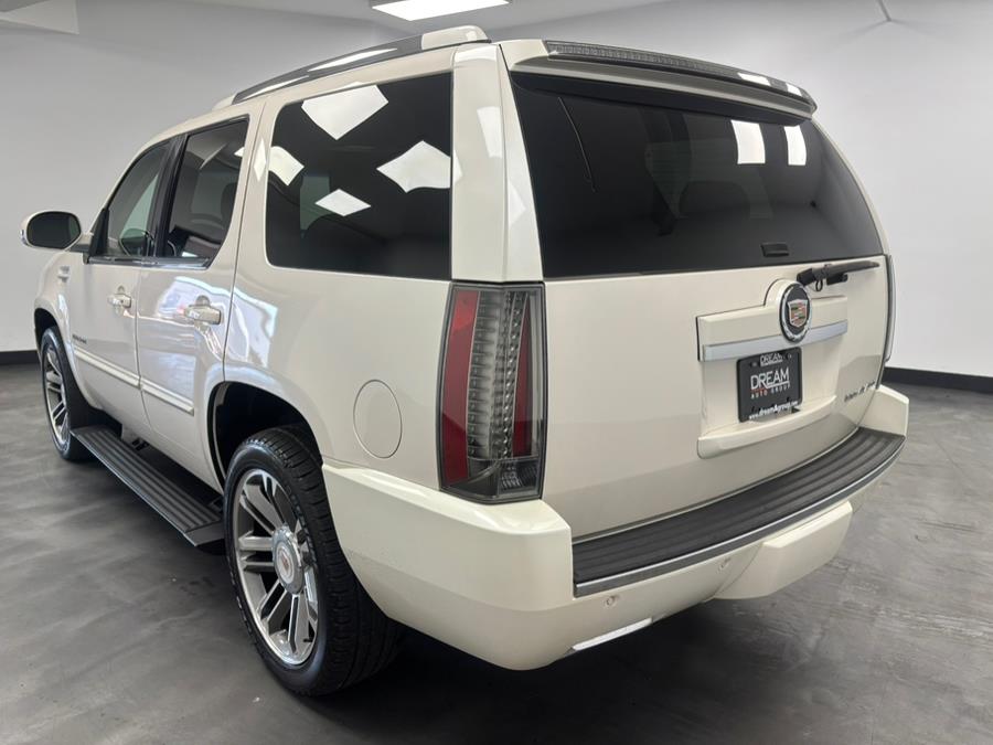 2013 Cadillac Escalade Premium photo