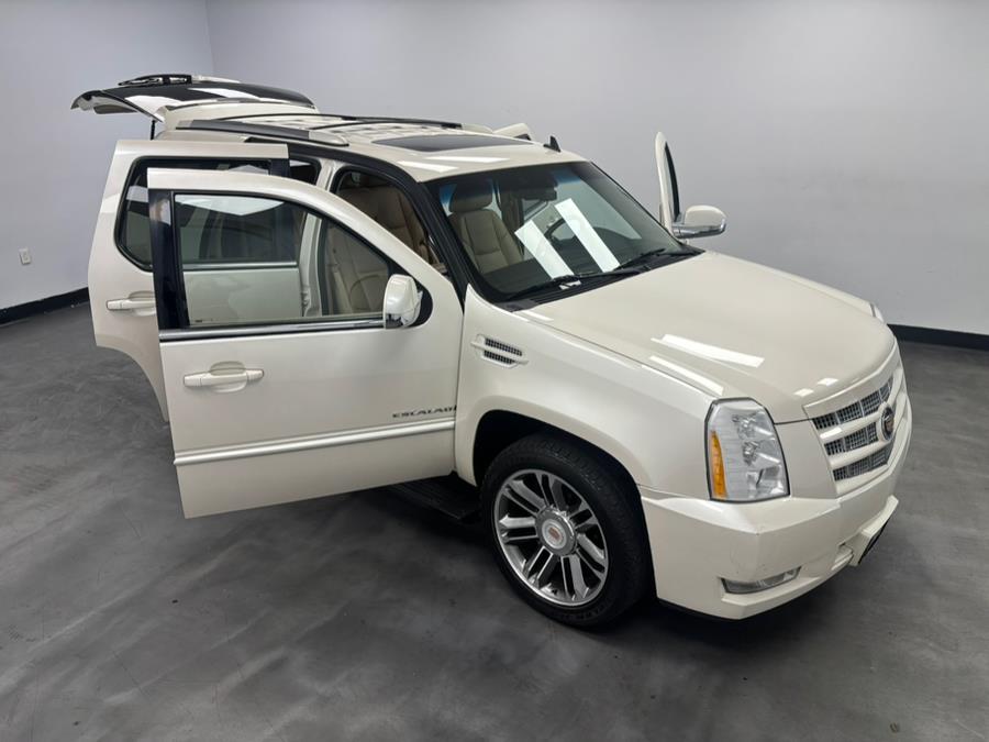 2013 Cadillac Escalade Premium photo