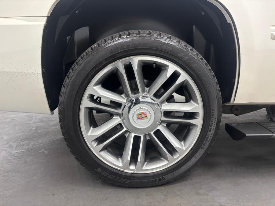 2013 Cadillac Escalade Premium photo