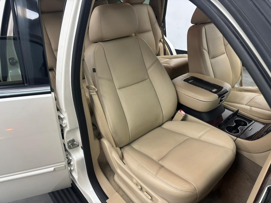 2013 Cadillac Escalade Premium photo