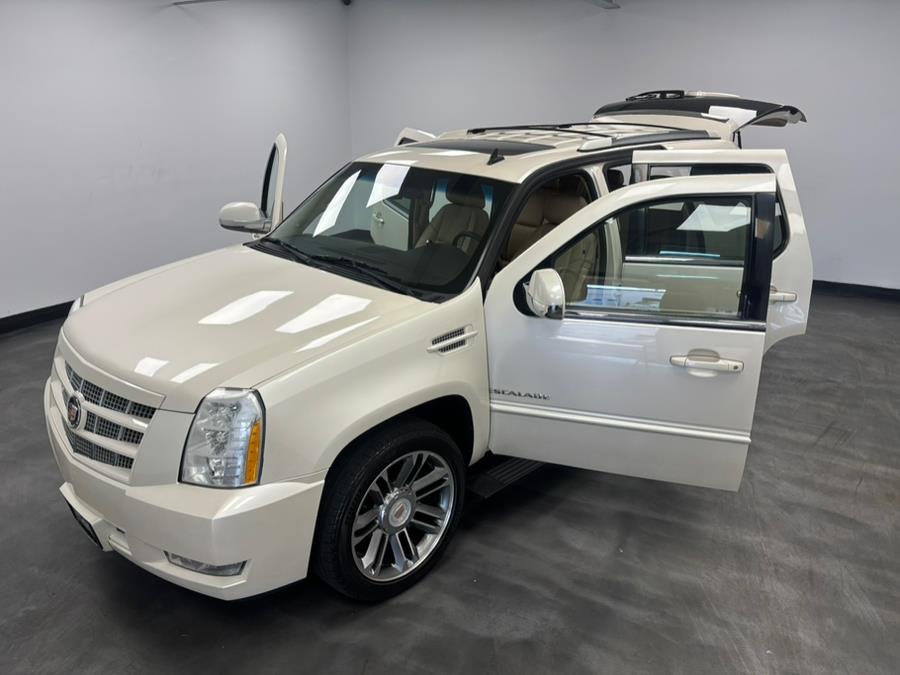 2013 Cadillac Escalade Premium photo