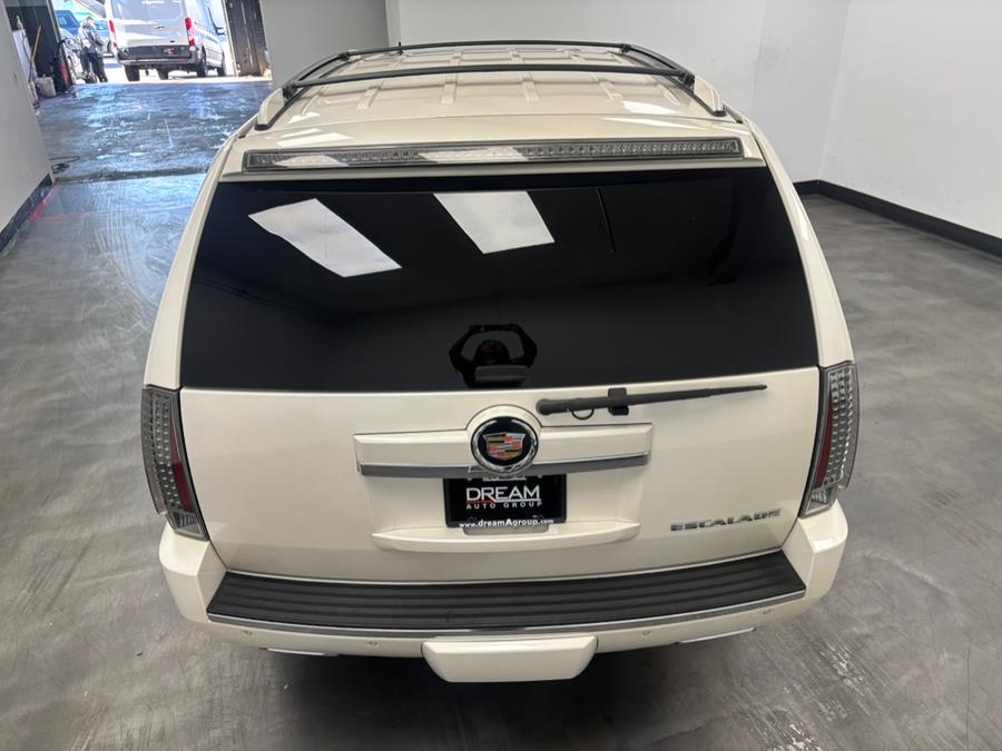 2013 Cadillac Escalade Premium photo
