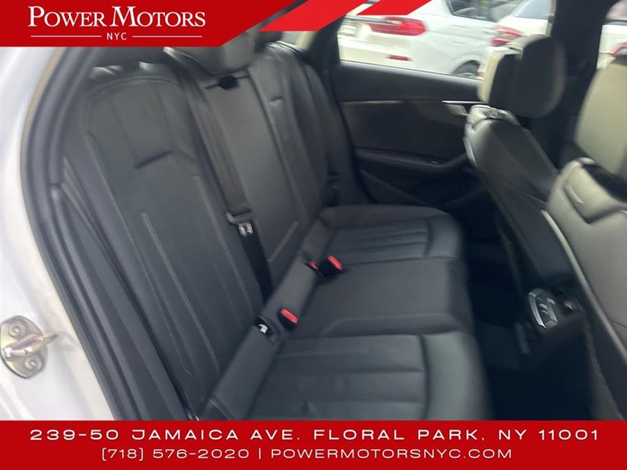 2022 Audi A4 45 S line Premium Plus photo