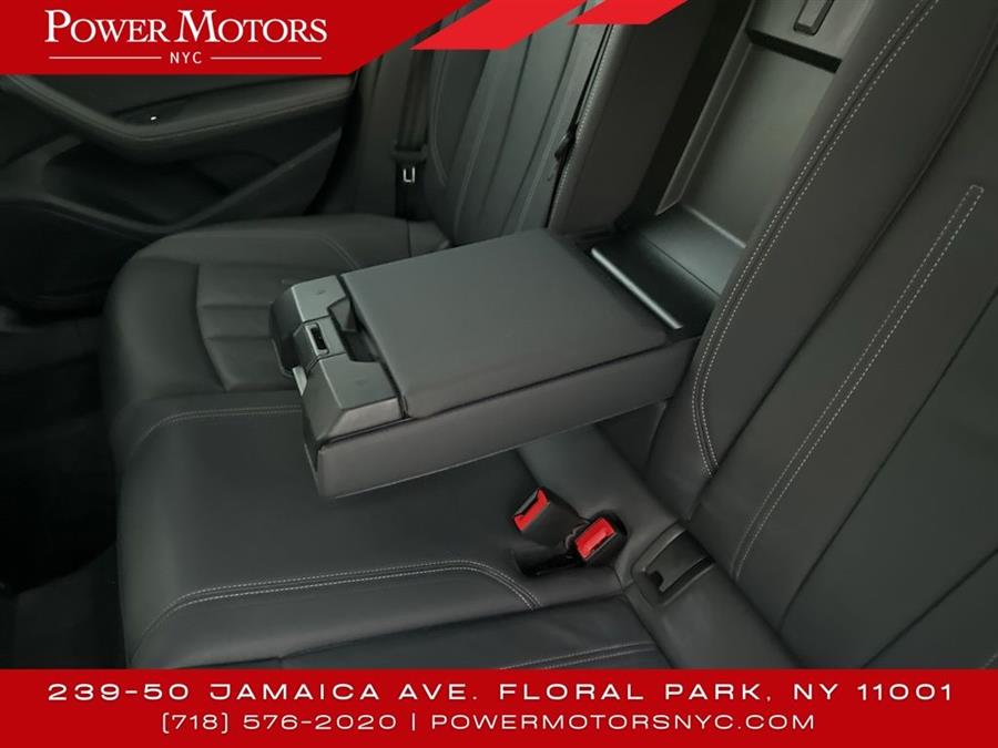 2022 Audi A4 45 S line Premium Plus photo
