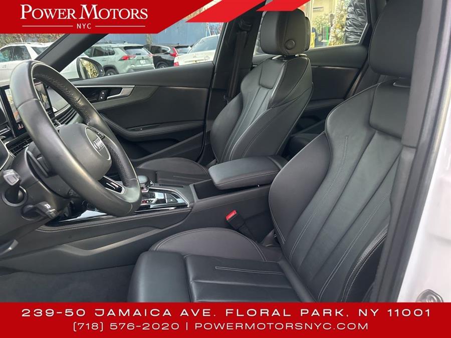 2022 Audi A4 45 S line Premium Plus photo