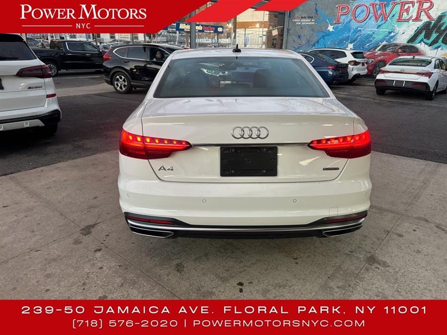 2022 Audi A4 45 S line Premium Plus photo