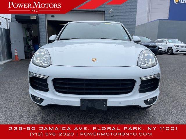 2017 Porsche Cayenne Platinum Edition photo