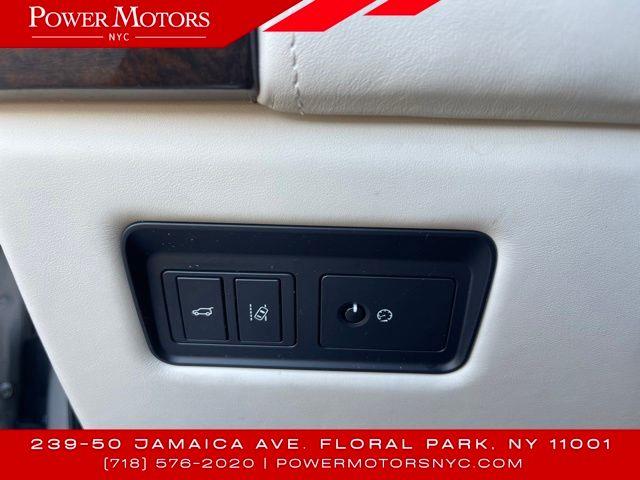 2017 Land Rover Range Rover 5.0L V8 Supercharged Autobiogr photo