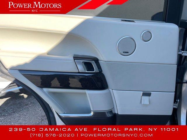 2017 Land Rover Range Rover 5.0L V8 Supercharged Autobiogr photo