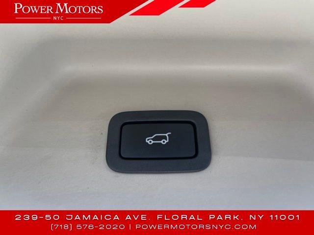 2017 Land Rover Range Rover 5.0L V8 Supercharged Autobiogr photo