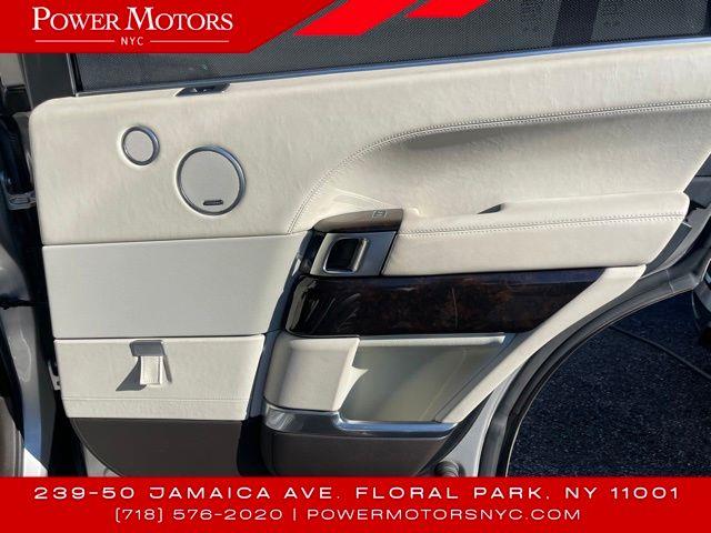 2017 Land Rover Range Rover 5.0L V8 Supercharged Autobiogr photo