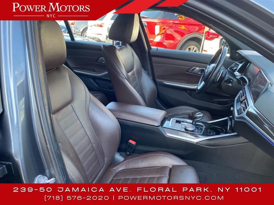 2019 BMW 3-Series 330i xDrive photo
