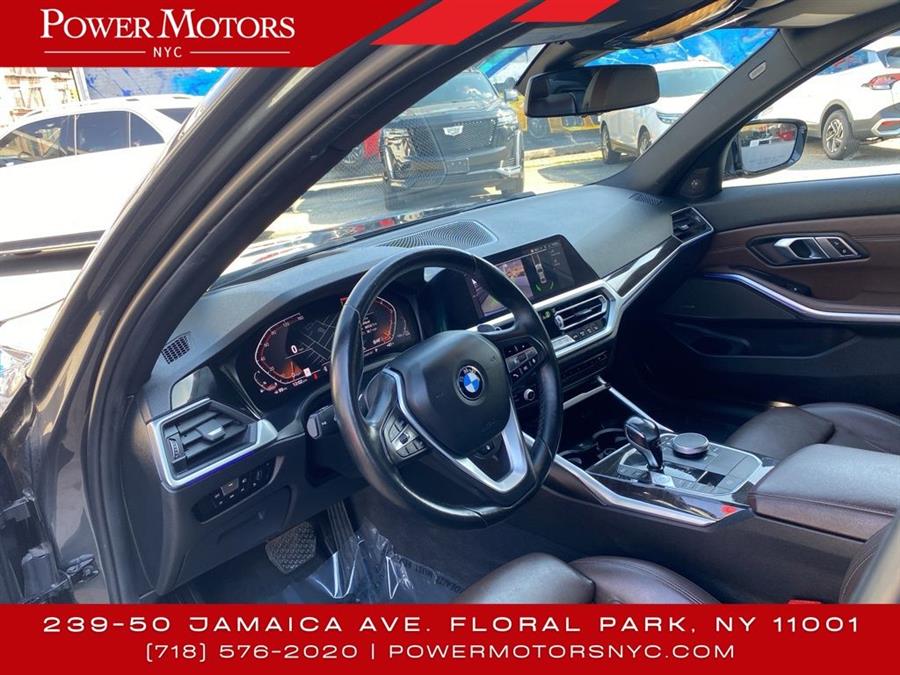2019 BMW 3-Series 330i xDrive photo