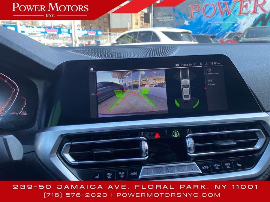 2019 BMW 3-Series 330i xDrive photo