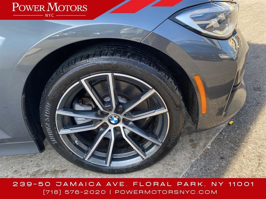 2019 BMW 3-Series 330i xDrive photo