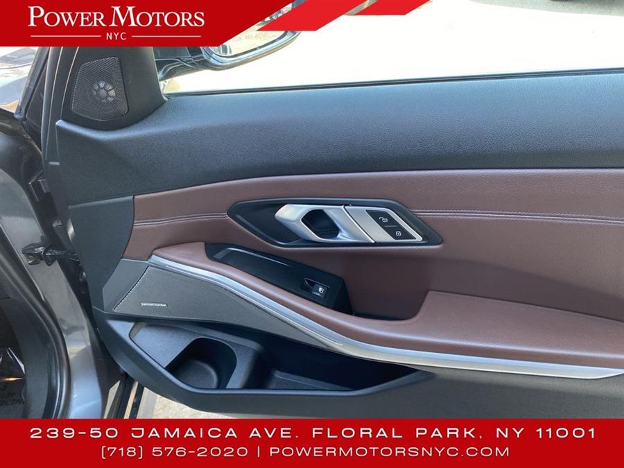 2019 BMW 3-Series 330i xDrive photo