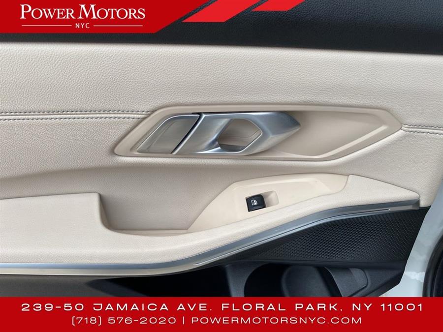 2020 BMW 3-Series 330i xDrive photo
