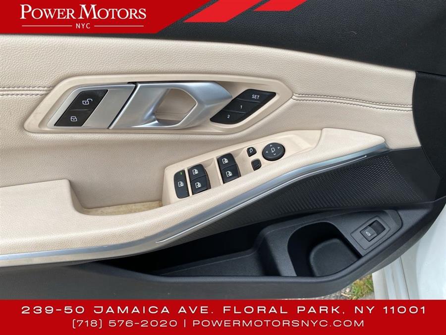 2020 BMW 3-Series 330i xDrive photo