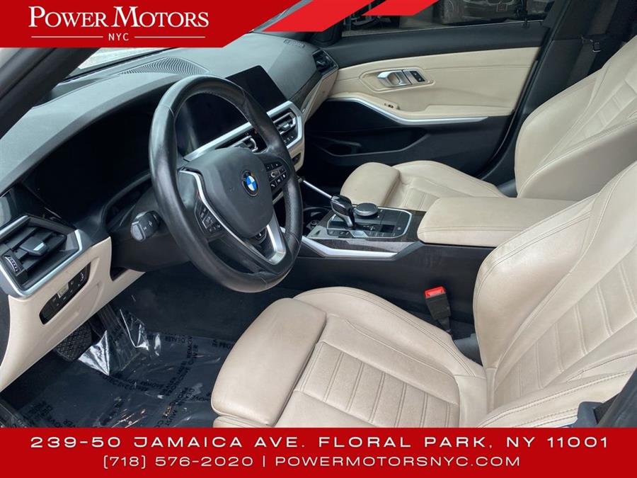 2020 BMW 3-Series 330i xDrive photo