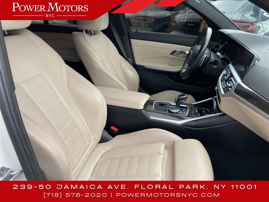 2020 BMW 3-Series 330i xDrive photo