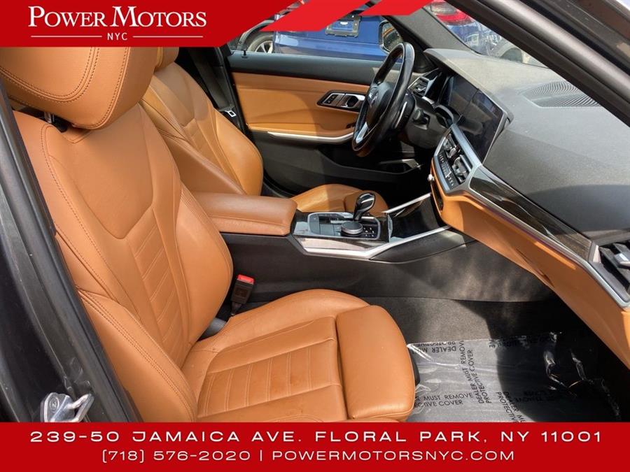 2020 BMW 3-Series 330i xDrive photo