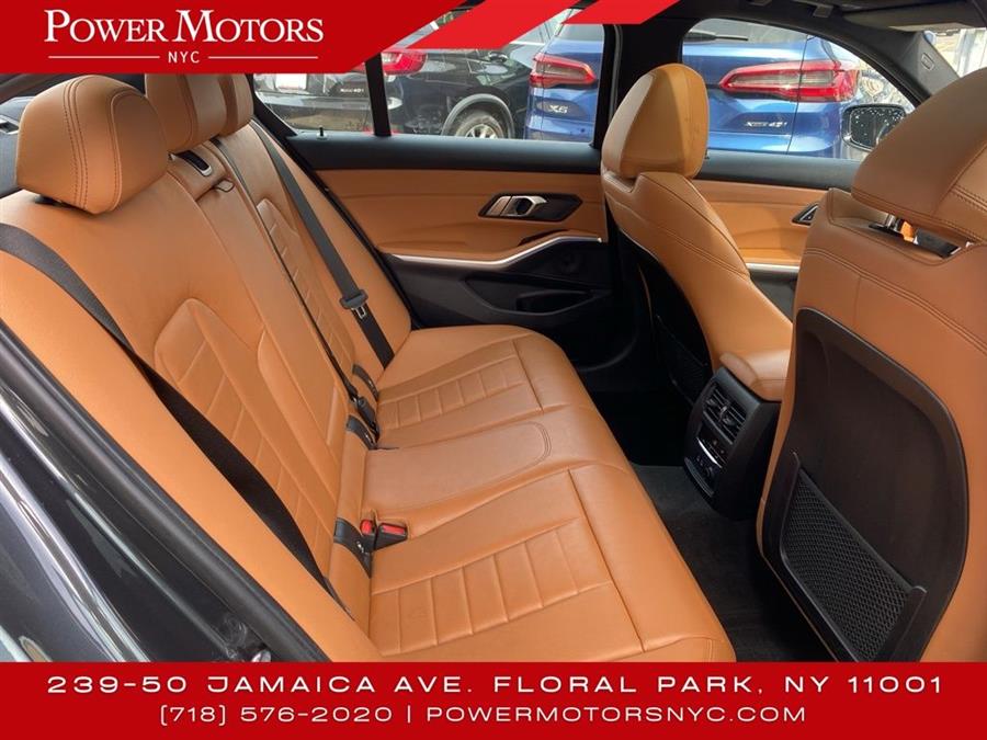 2020 BMW 3-Series 330i xDrive photo