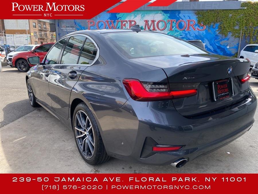 2020 BMW 3-Series 330i xDrive photo