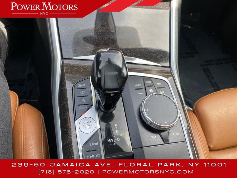 2020 BMW 3-Series 330i xDrive photo