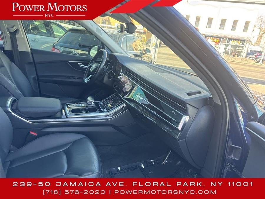 2020 Audi Q7 55 Premium Plus photo