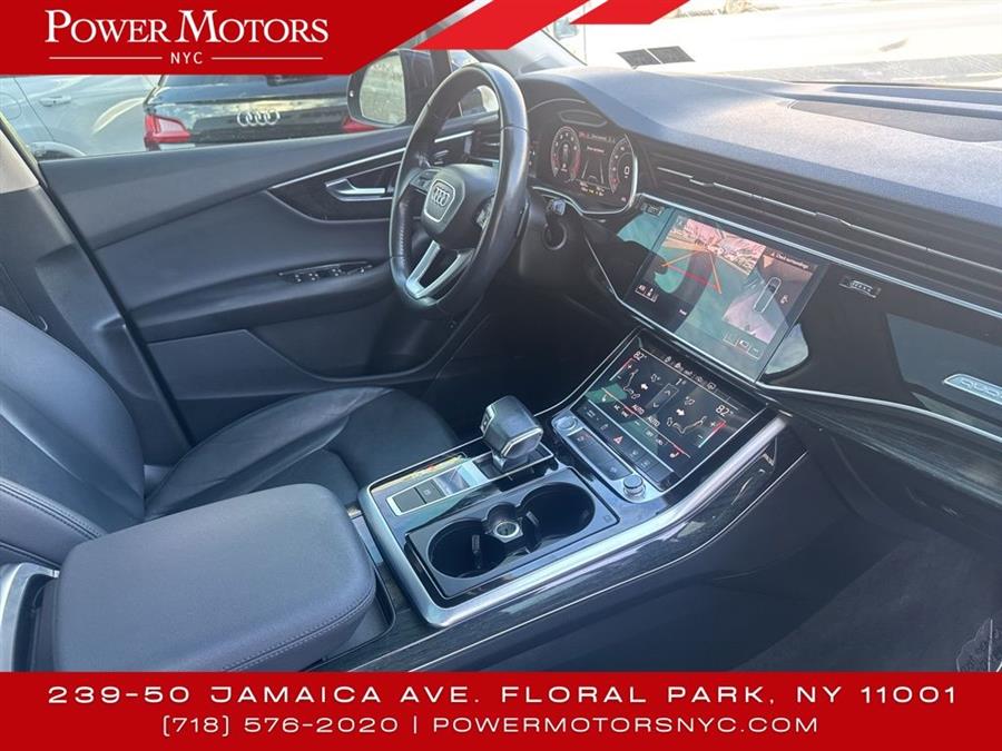 2020 Audi Q7 55 Premium Plus photo