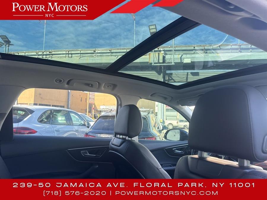2020 Audi Q7 55 Premium Plus photo