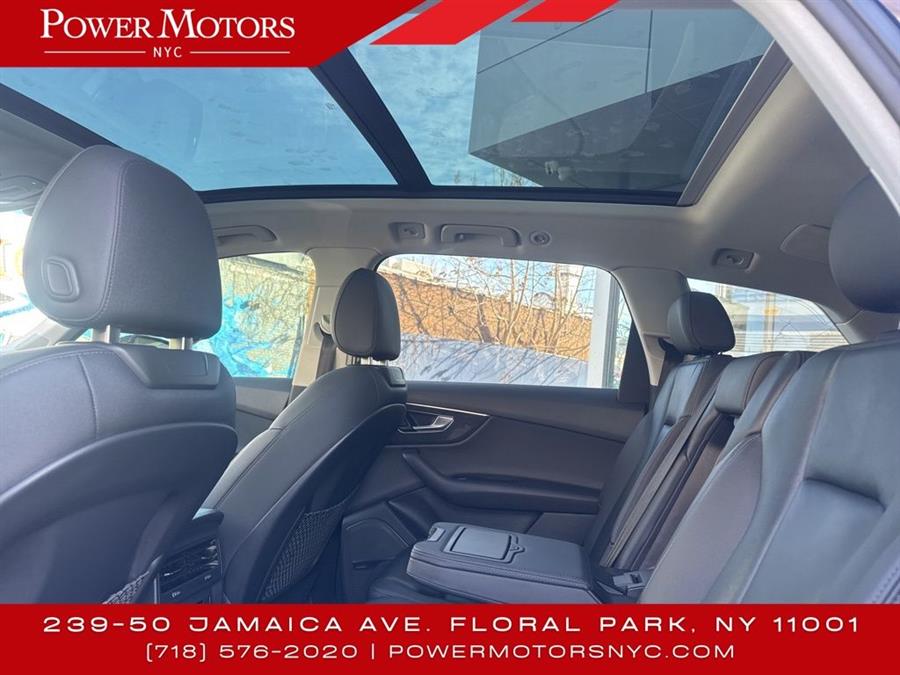 2020 Audi Q7 55 Premium Plus photo