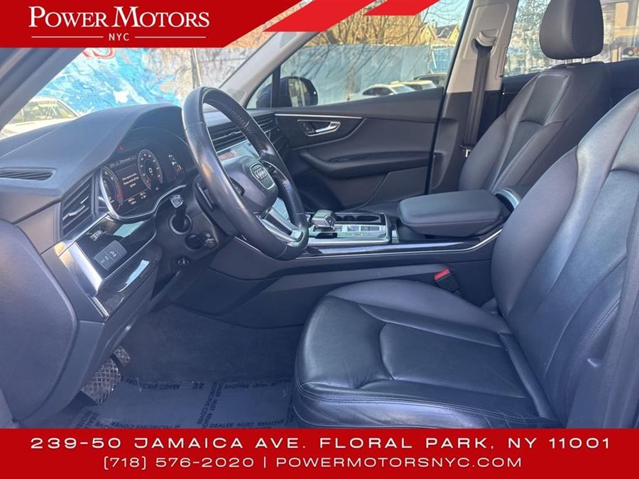 2020 Audi Q7 55 Premium Plus photo