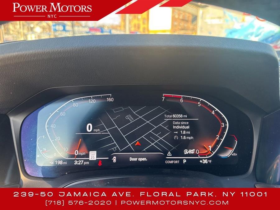 2022 BMW 3-Series 330i xDrive photo