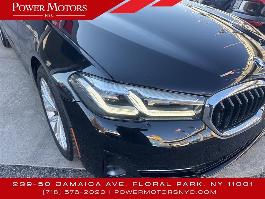 2022 BMW 5-Series 530i xDrive photo