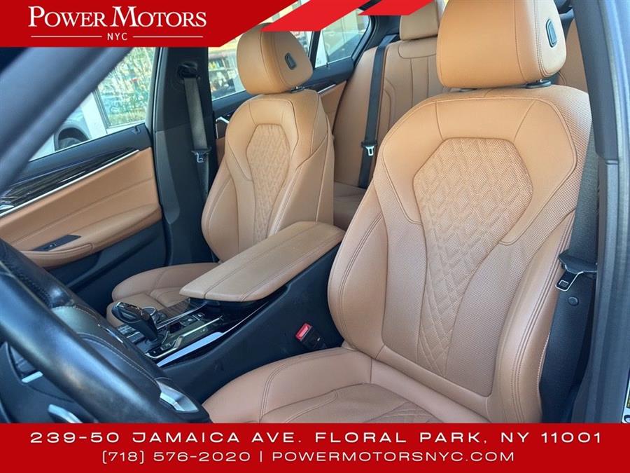 2022 BMW 5-Series 530i xDrive photo