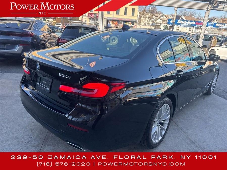 2022 BMW 5-Series 530i xDrive photo