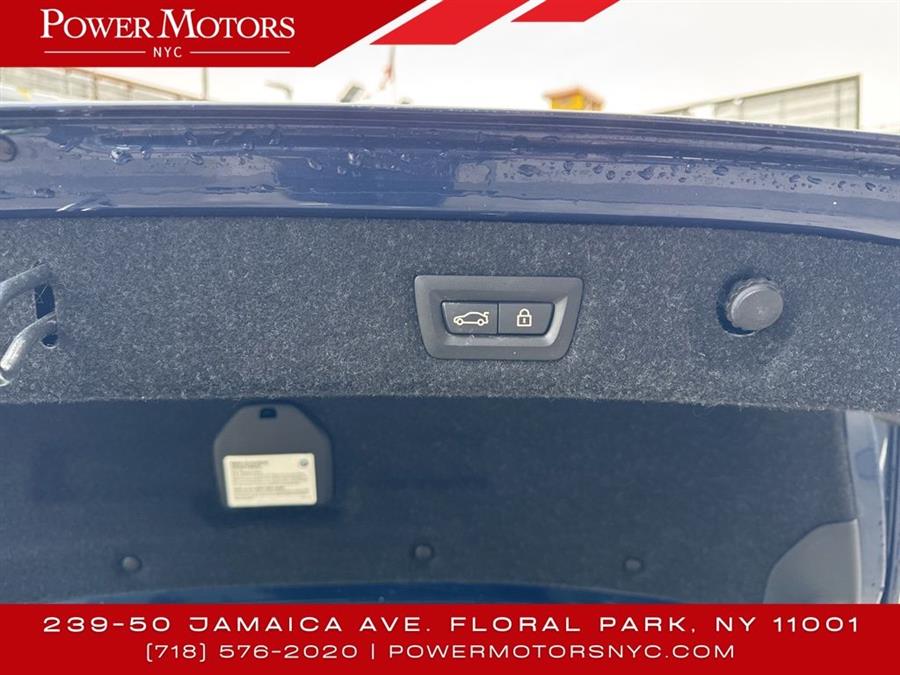2021 BMW 5-Series 530i photo