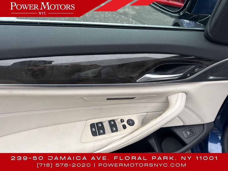 2021 BMW 5-Series 530i photo