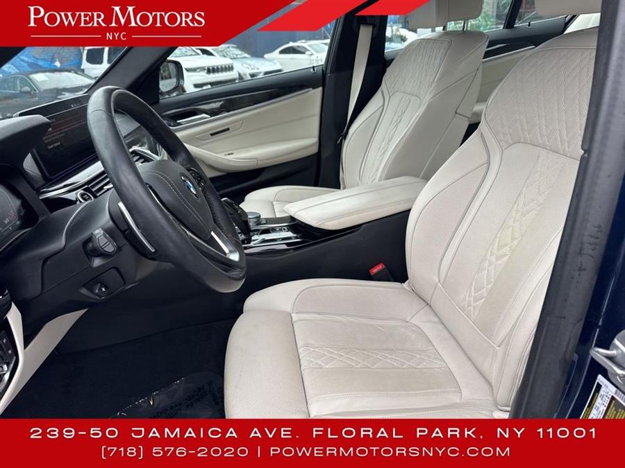 2021 BMW 5-Series 530i photo