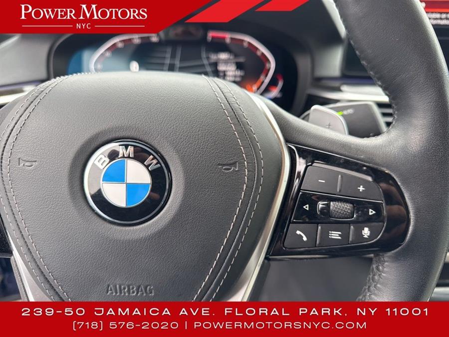 2021 BMW 5-Series 530i photo