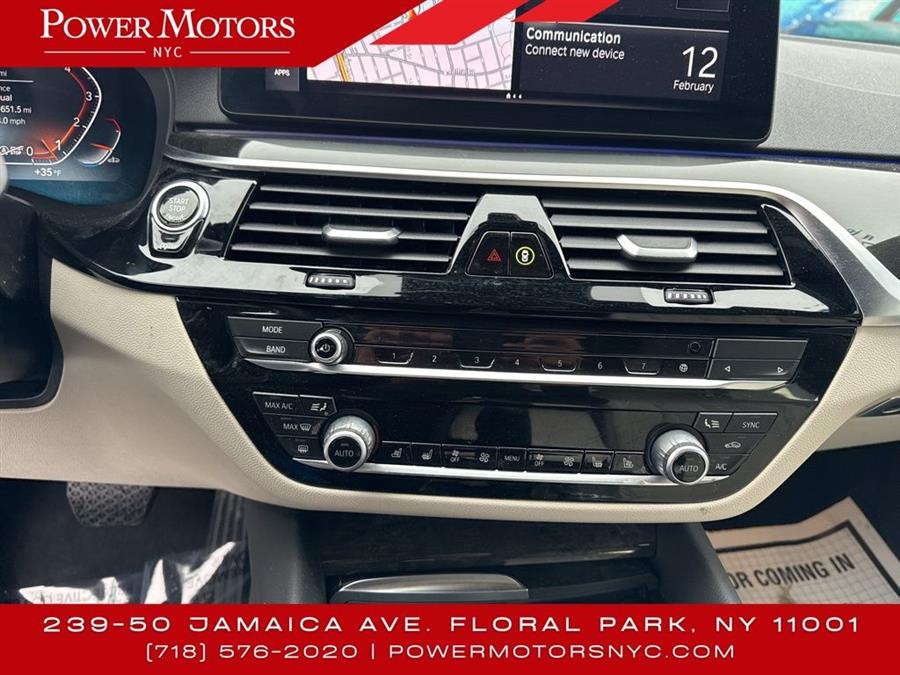 2021 BMW 5-Series 530i photo