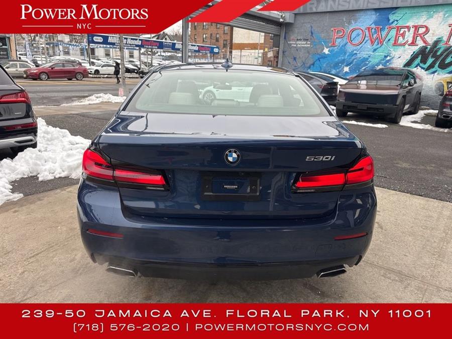 2021 BMW 5-Series 530i photo