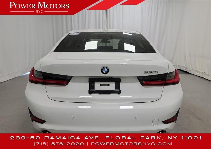 2020 BMW 3-Series 330i xDrive photo