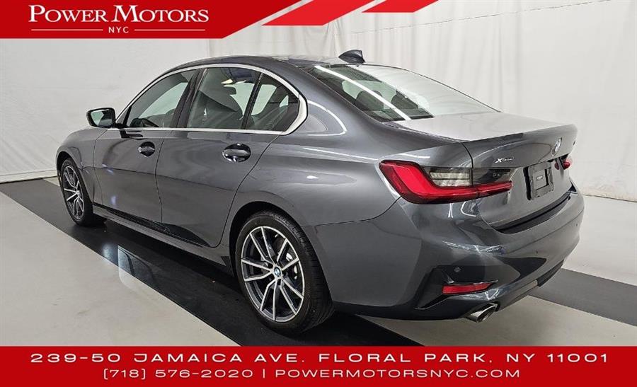 2020 BMW 3-Series 330i xDrive photo